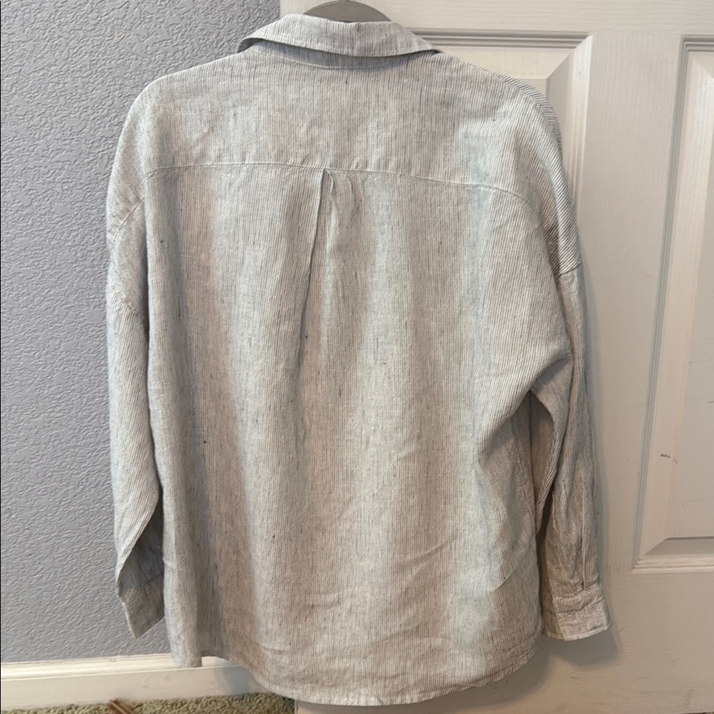 Threads Linen Pinstripe Set - Picture 10 of 10